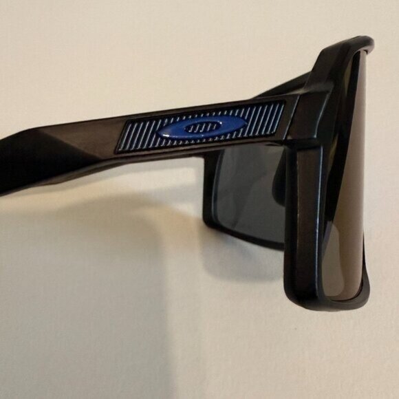 OO9406 Oakley SUTRO Matte Black Frame Prizm Polarized Reflective Blue Lenses - Picture 7 of 9